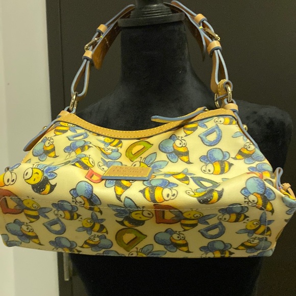 Handbags - Dooney Bourke